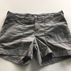 The north face short pants